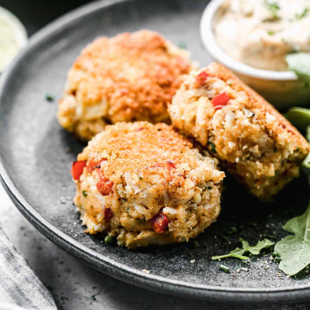 Master Easy Homemade Crab Cakes: Restaurant Quality in Minutes